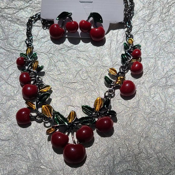 Red Cherries Short necklace-Remarkable Unique Necklace -Summer jewelry - Picture 2 of 9